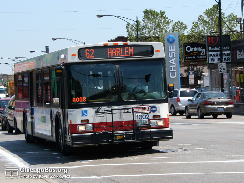 Bus #1002 at Archer and Kedzie working route #62 Archer on June 8, 2006. (Photo by Kevin Zolkiewicz)