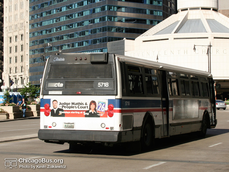 Bus #5718 at Wacker and State working route #10 Museum of Science and Industry on June 3, 2006. (Photo by Kevin Zolkiewicz)