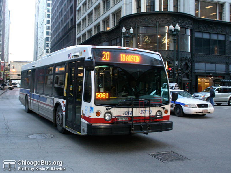 Bus #6719 at Madison and State working route #20 Madison on March 22, 2007. (Photo by Kevin Zolkiewicz)